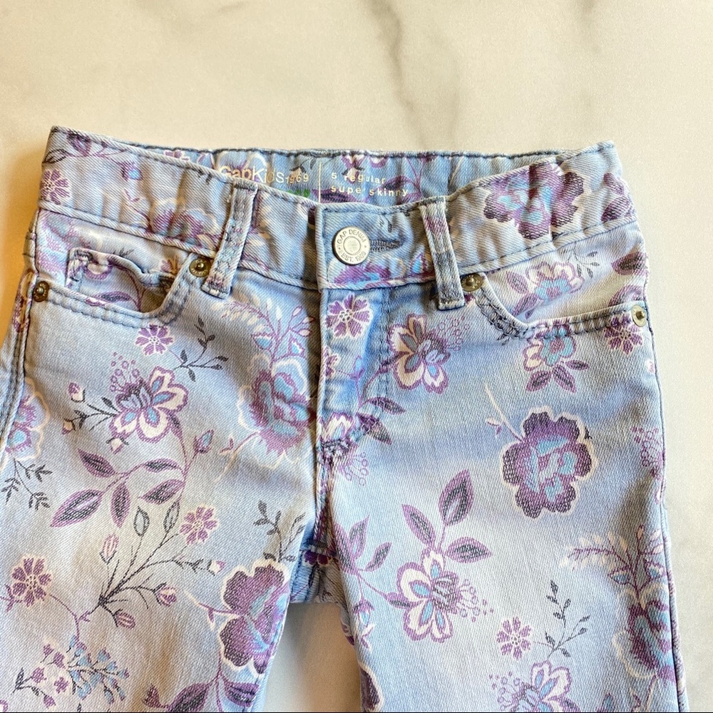 Gap Kids Girl’s Floral Super Skinny Jeans - Picture 4 of 8